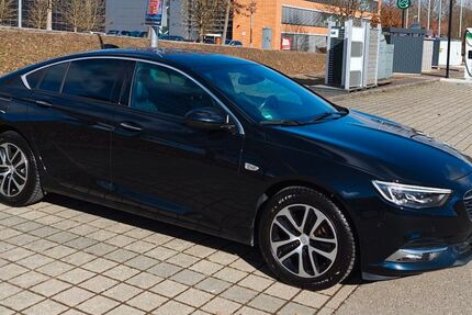 Opel Insignia 151.700 km 10.900 &euro; Stuttgart 70437