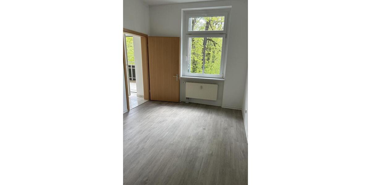 Etagenwohnung Naumburg (Saale) - 2 Zimmer, 55 m&sup2;, 360&euro; | Angebot:26349751