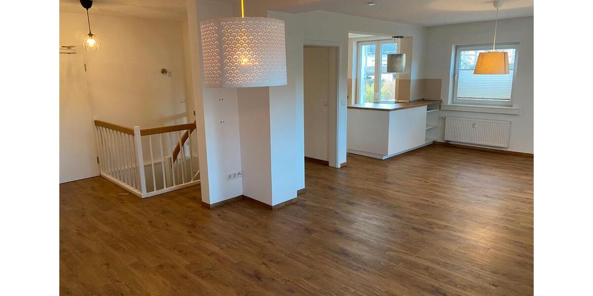 Maisonettenwohnung Attendorn - 5 Zimmer, 115 m&sup2;, 1.100&euro; | Angebot:26097584