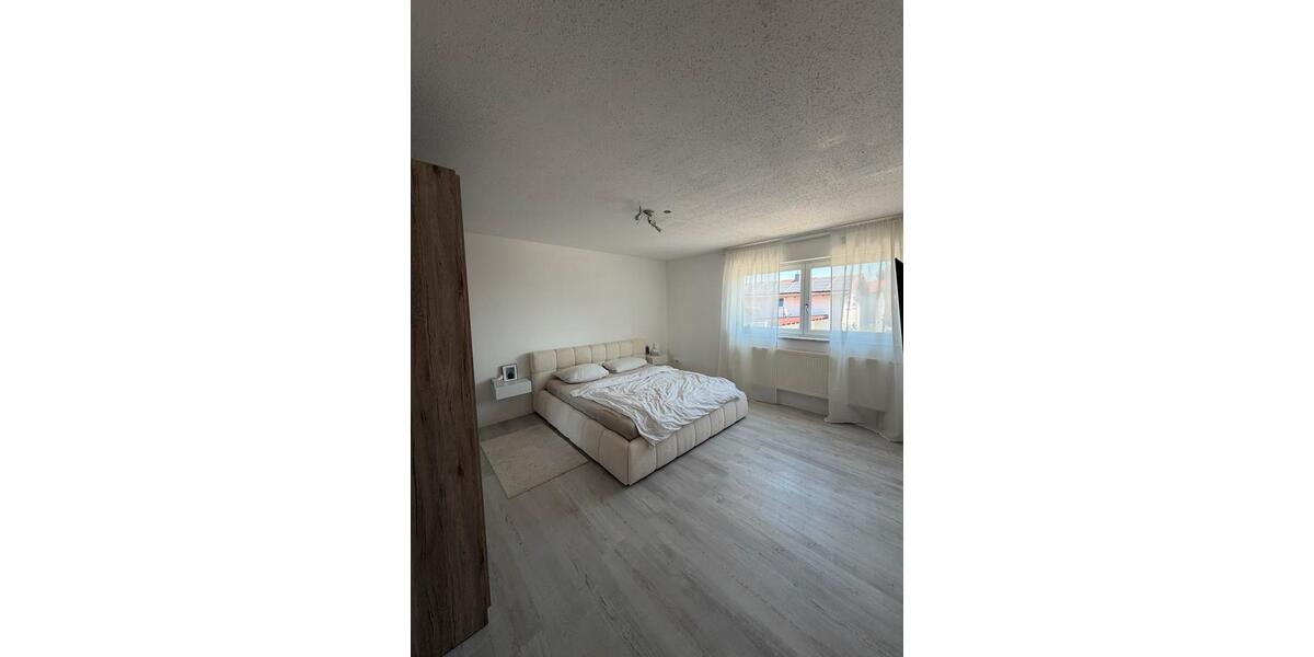 Reihenhaus Altdorf - 6 Zimmer, 148 m&sup2;, 640.000&euro; | Angebot:27084555
