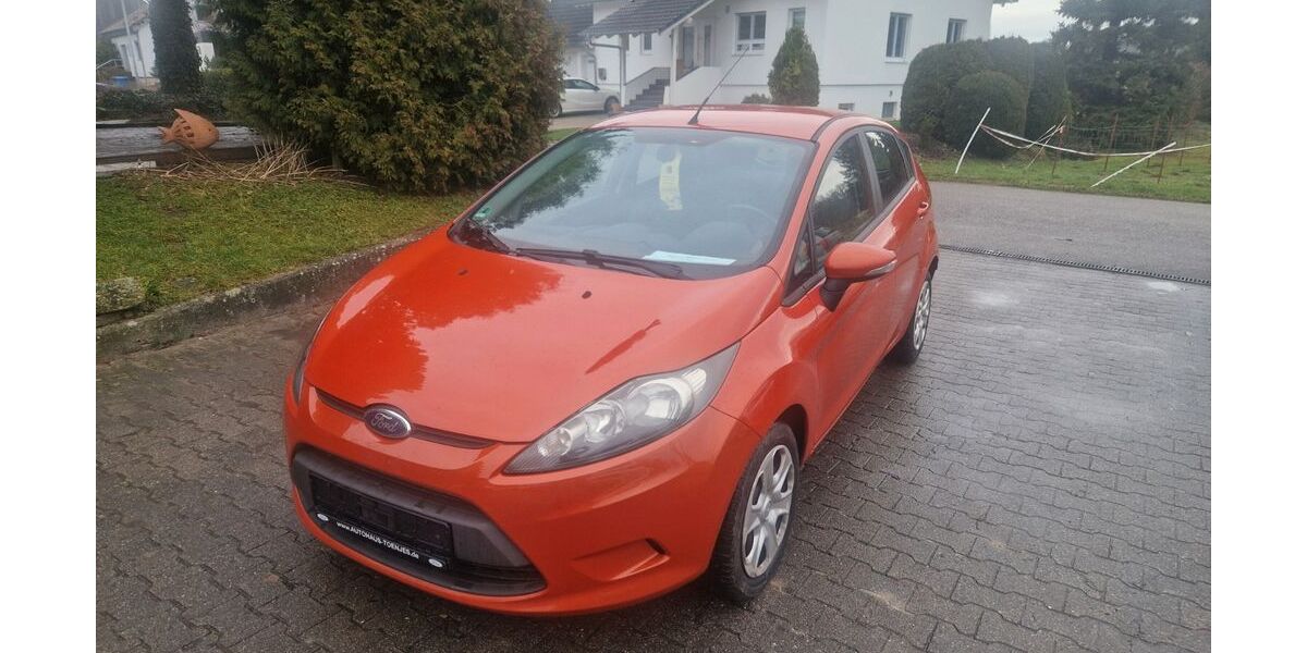 Ford Fiesta 182.000 km 3.300 &euro; Langenbrettach 74243
