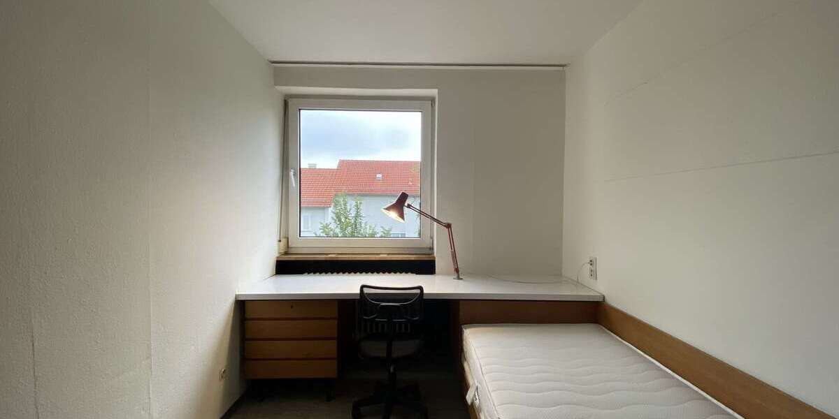 Etagenwohnung Tübingen Weststadt - 1 Zimmer, 10 m&sup2;, 220&euro; | Angebot:25942682