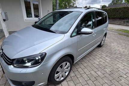 VW Touran 153.500 km 11.500 &euro; Schöngeising 82296