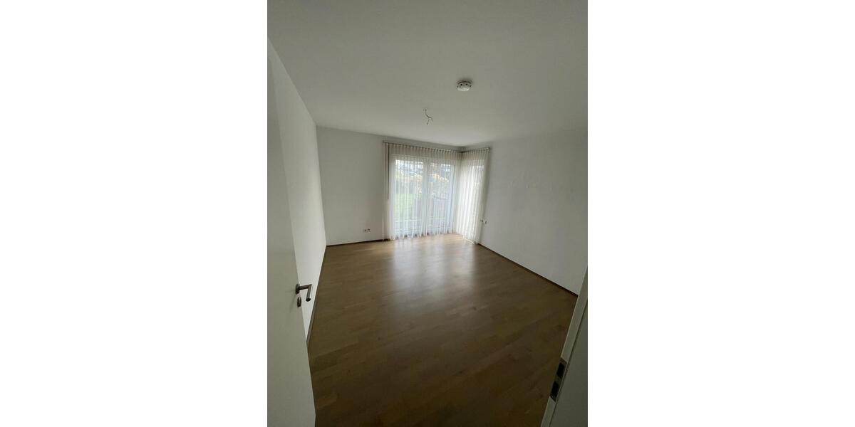 Erdgeschoßwohnung Öhringen - 4 Zimmer, 103 m&sup2;, 1.290&euro; | Angebot:26234287