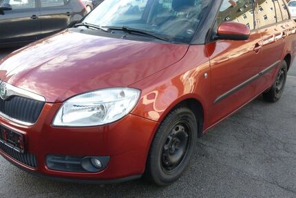 Skoda Fabia 145.000 km 2.850 &euro; Essen 45144