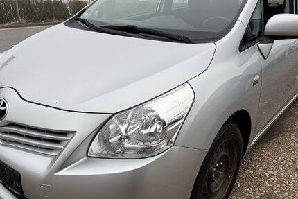 Toyota Verso 180.046 km 4.255 &euro; Obergolzaberg 84106