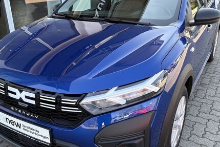 Dacia Sandero 11.900 km 15.900 &euro; Beidenfleth 25573