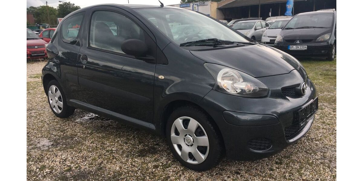 Toyota Aygo (X) 41.000 km 4.999 &euro; Bonn 53227