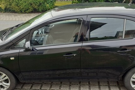 Opel Corsa 207.000 km 2.600 € Winzer 94577