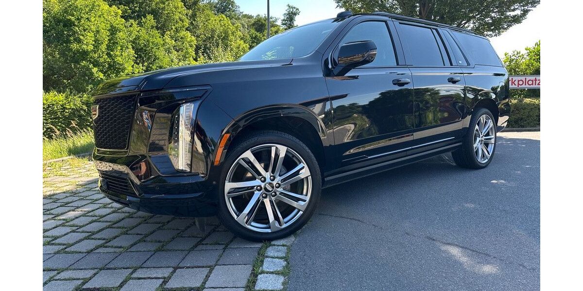 Cadillac Escalade 43.920 km 139.997 &euro; Freital 01705