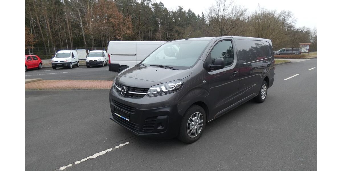 Opel Vivaro 105.000 km 14.268 &euro; Waldsassen 95652