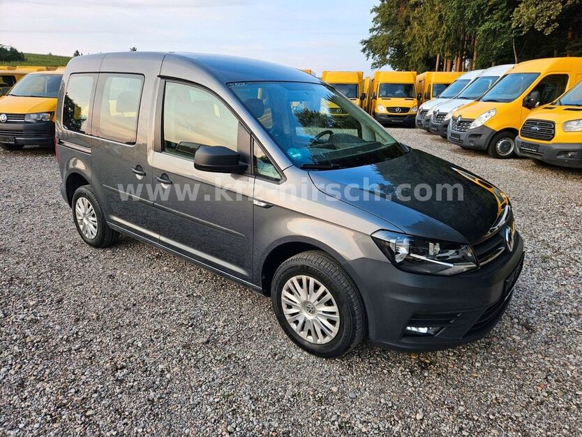 VW Caddy 91.000 km 17.791 € Pfeffenhausen 84076