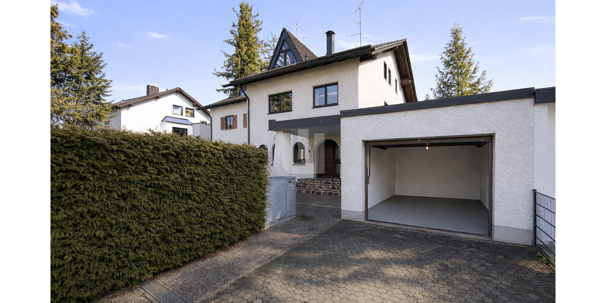 WINDISCH IMMOBILIEN - Große DHH mit eingewachsenem Garten und Einliegerwohnung in Gröbenzell-Nord - Doppelhaushälfte Gröbenzell | Angebot:25177989