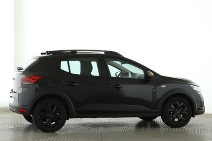 Dacia Sandero 22.008 km 17.999 € Saarbrücken 66115