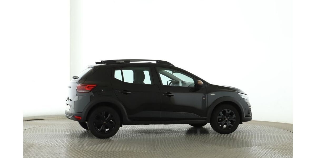 Dacia Sandero 22.008 km 17.999 € Saarbrücken 66115