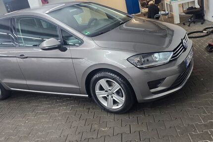 VW Golf Sportsvan 130.000 km 12.500 &euro; Reutlingen 72760