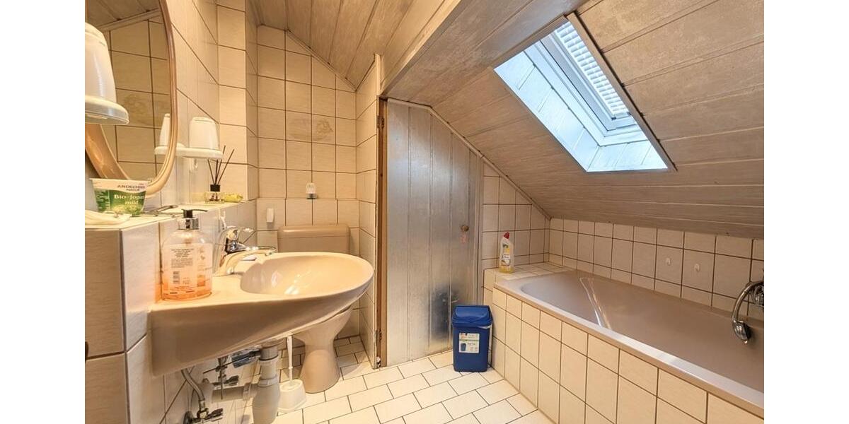 Einfamilienhaus Pottenstein - 5 Zimmer, 130 m&sup2;, 1.200&euro; | Angebot:26143961