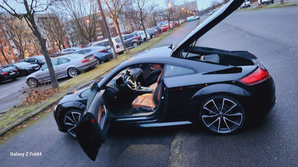 Audi TT 180.000 km 16.900 &euro; Rostock 18119