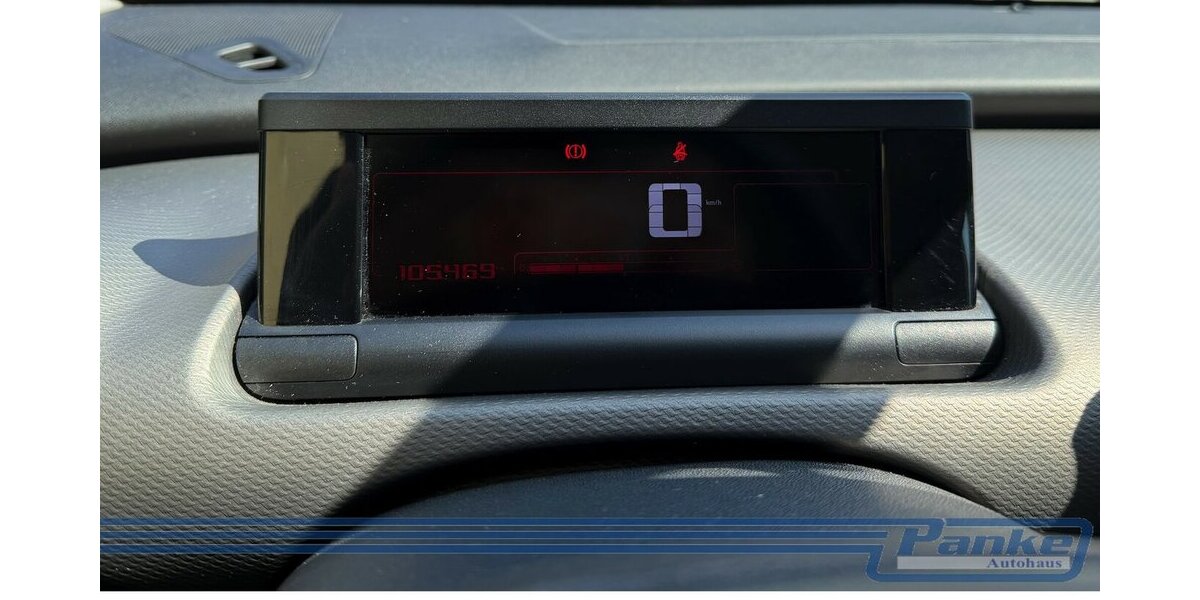Citroen C4 Cactus Business 1.2*SHZ*NAV*USB*Kamera*LED* 105.469 km 6.480 &euro; Berlin 13187