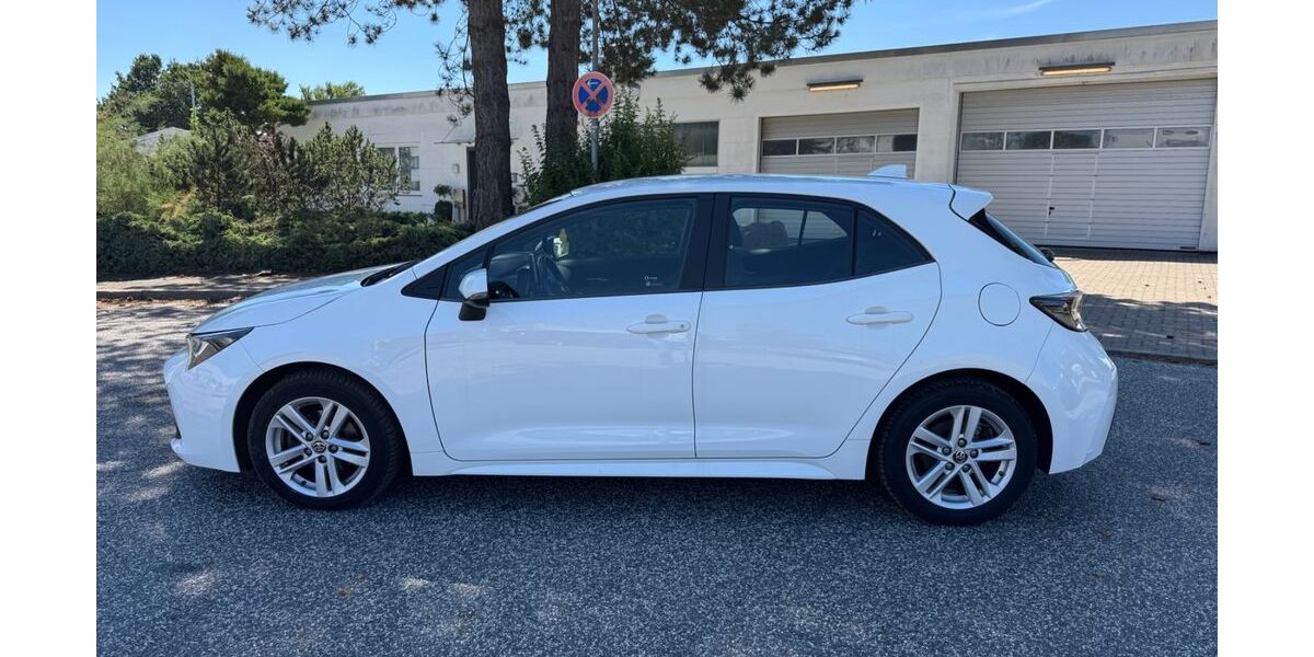 Toyota Corolla 72.675 km 9.490 &euro; Barsbüttel 22885