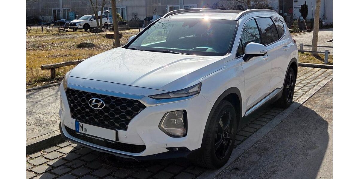 Hyundai SANTA FE 119.000 km 24.999 &euro; München 80807