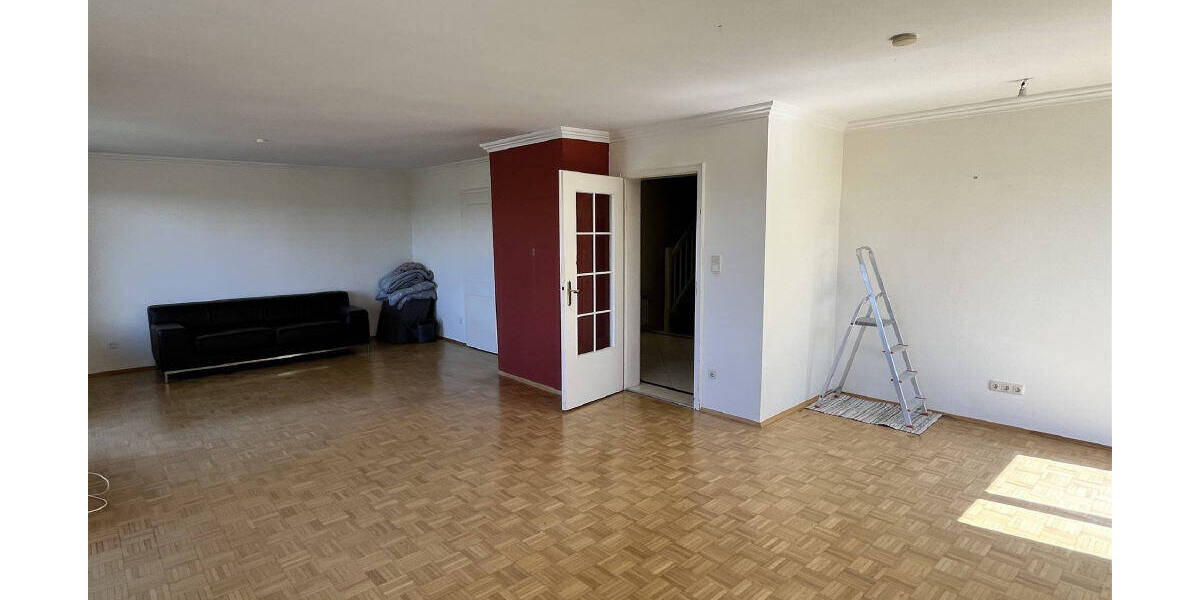 Etagenwohnung Tauberbischofsheim - 4 Zimmer, 136 m&sup2;, 320.000&euro; | Angebot:25706828