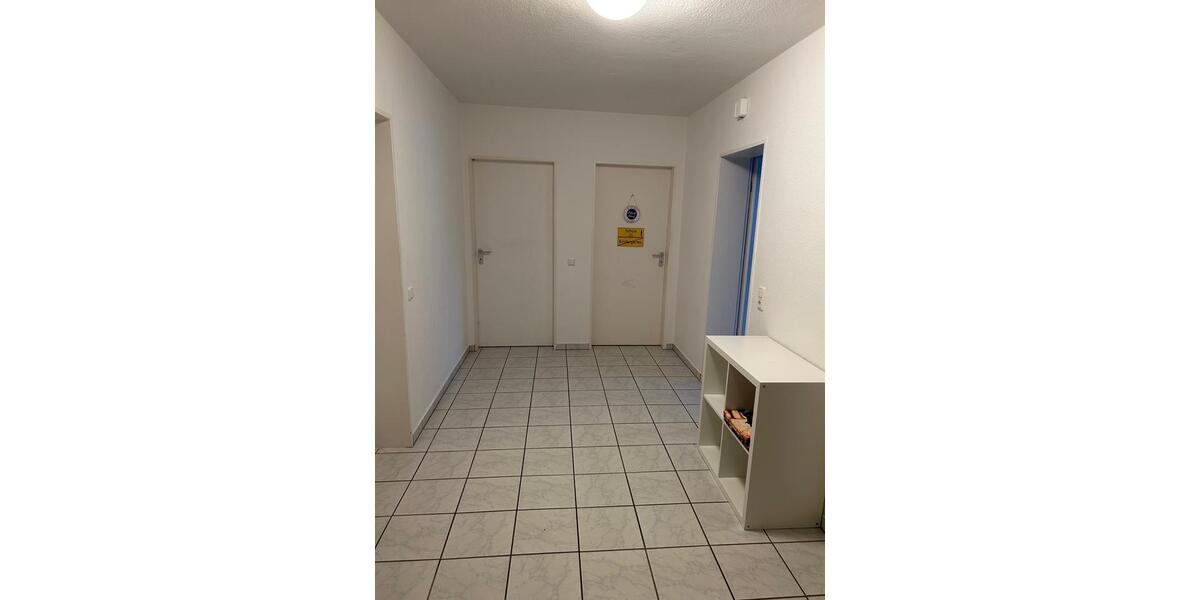 Etagenwohnung Idstein - 3 Zimmer, 93 m&sup2;, 1.020&euro; | Angebot:26254509