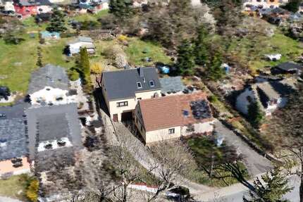 Haus Lauter-Bernsbach Bernsbach - 10 Zimmer, 196 m&sup2;, 180.000&euro; | Angebot:26712594