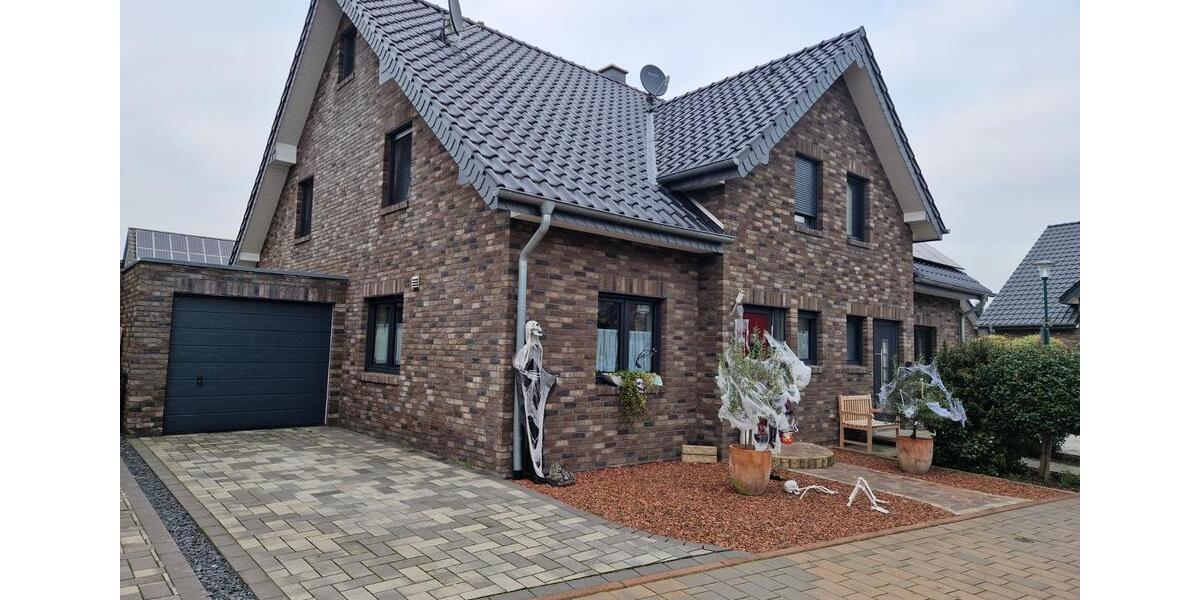 Moderne Doppelhaushälfte in Weeze zu vermieten 4 zimmer