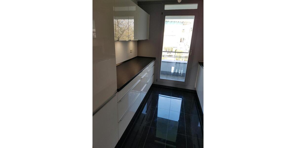 Etagenwohnung Esslingen am Neckar Hegensberg - 3 Zimmer, 74 m&sup2;, 1.100&euro; | Angebot:25452030