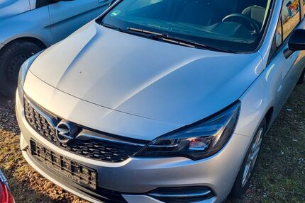 Opel Astra 98.000 km 6.990 € Nürnberg 90449