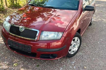 Skoda Fabia 98.356 km 2.500 &euro; Erfurt 99089