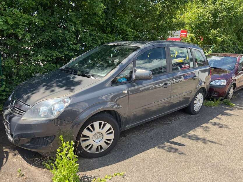 Opel Zafira 126.000 km 2.800 € Heidenheim 89520