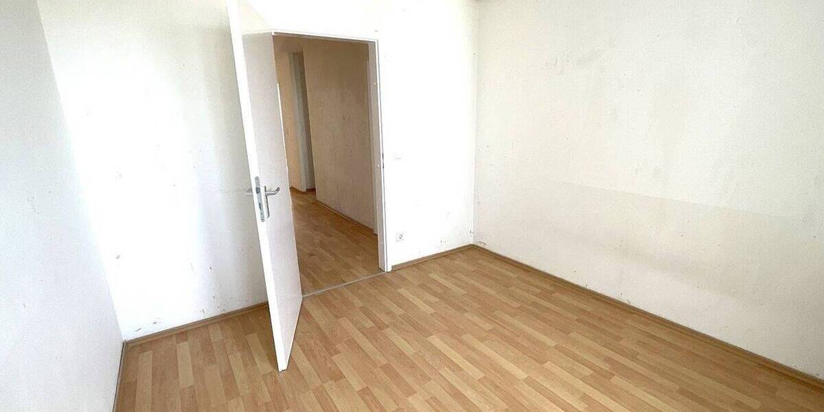 Etagenwohnung Nürnberg Langwasser - 3 Zimmer, 80 m&sup2;, 830&euro; | Angebot:26435707