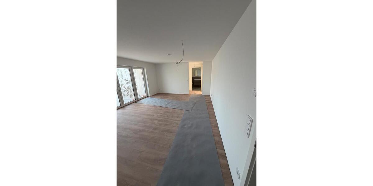 Etagenwohnung Pfedelbach - 3 Zimmer, 73 m&sup2;, 1.160&euro; | Angebot:26007798