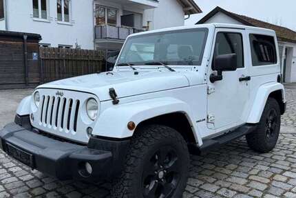 Jeep Wrangler 217.000 km 16.990 &euro; Oberhaching 82041