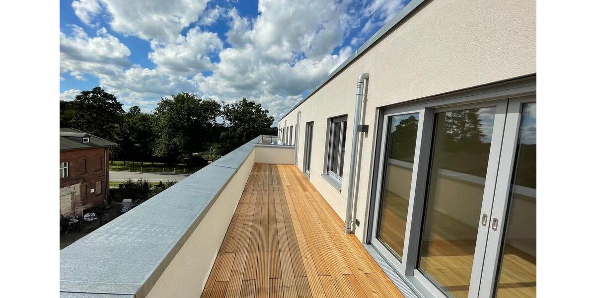 SCHÖNER WOHNEN in NEON 2.0 - Dachgeschosswohnung Tiefgaragenstellplatz 3 zimmer