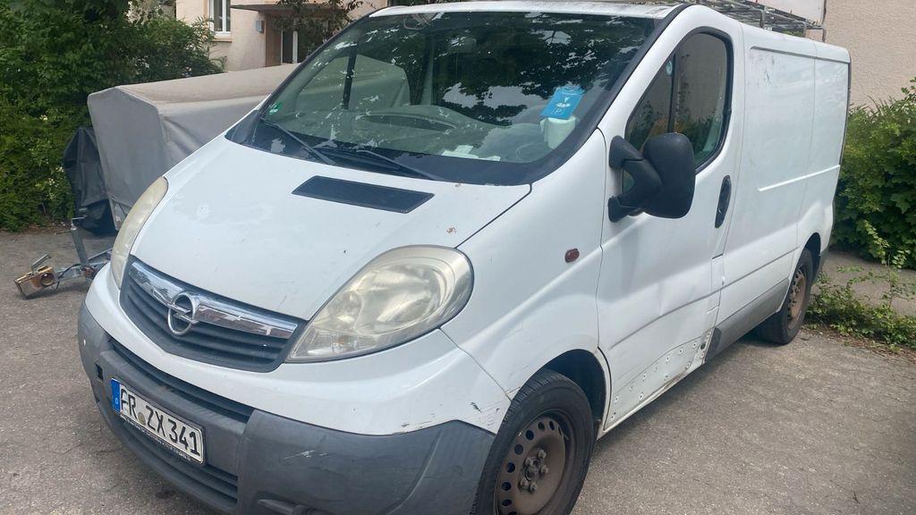 Opel Vivaro 256.000 km 1.700 &euro; Freiburg 79100