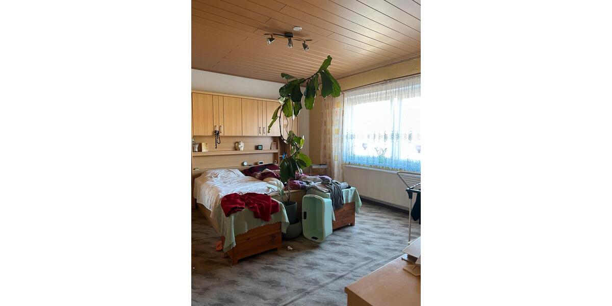 Einfamilienhaus Neustadt (Dosse) - 5 Zimmer, 240 m&sup2;, 249.000&euro; | Angebot:25590880