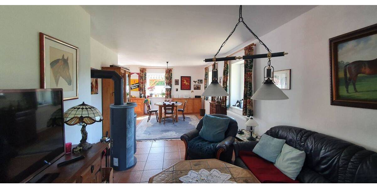 Neuwertiges EFH mit Wärmepumpe, Carport, 2 Bäder, EBK und eigenes Grünland - Einfamilienhaus Dömitz Heidhof | Angebot:26057443