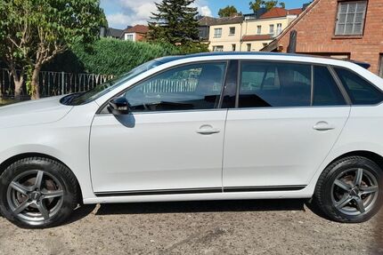 Skoda Rapid 130.000 km 11.100 € Schwerin 19059