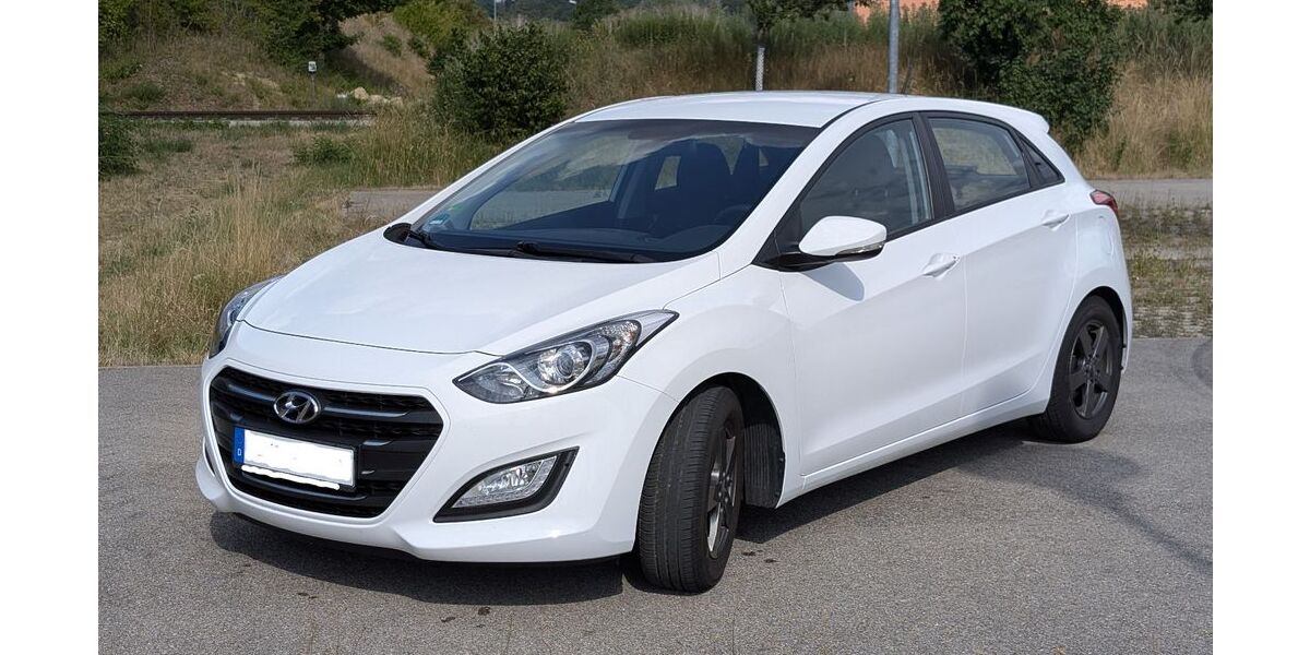 Hyundai i30 70.000 km 8.500 &euro; Illertissen 89257
