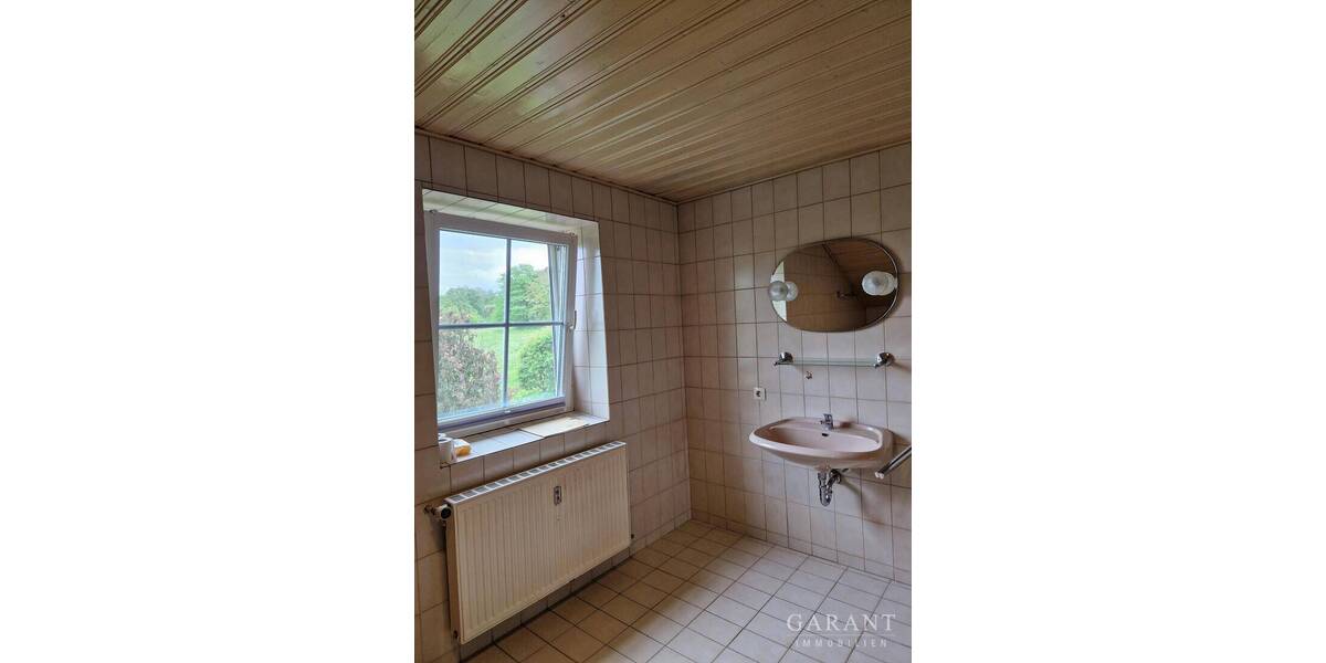 Etagenwohnung Hutthurm Lenzersdorf - 3 Zimmer, 87 m&sup2;, 175.000&euro; | Angebot:26694501