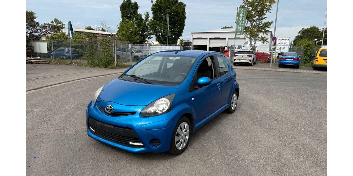 Toyota Aygo (X) 229.990 km 3.400 &euro; Worms 67547