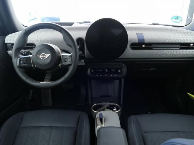 Mini Cooper C 8.100 km 27.500 &euro; Salzgitter 38228