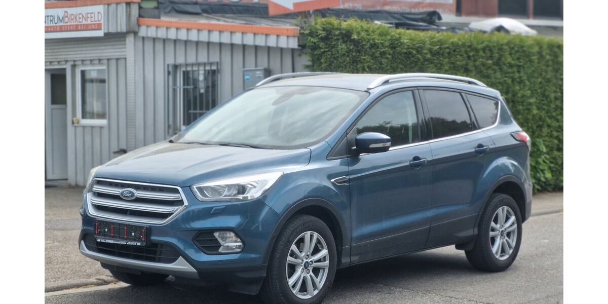 Ford Kuga 99.000 km 10.290 &euro; Birkenfeld bei Pforzheim 75217