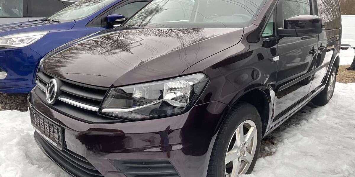 VW Caddy 74.500 km 14.990 &euro; Göttingen 37079