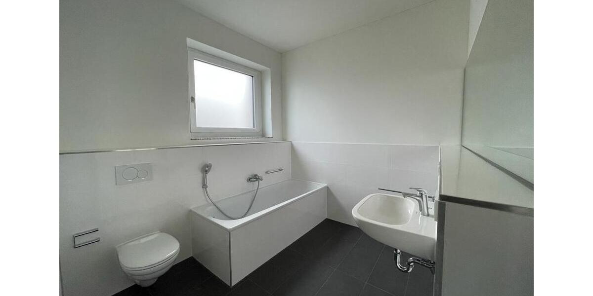 Einfamilienhaus Hannover Misburg-Anderten - 3 Zimmer, 124 m&sup2;, 1.600&euro; | Angebot:26130618