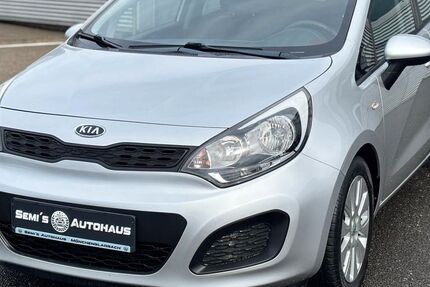 Kia Rio 88.606 km 6.490 &euro; Mönchengladbach 41238