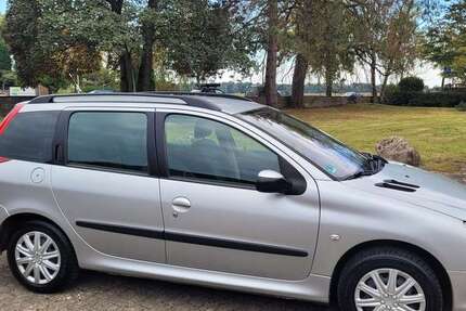 Peugeot 206 167.222 km 699 € Isernhagen 30916